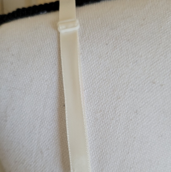 VINTAGE WHITE. LONG SLIP, SIZE 34 - Picture 4 of 13